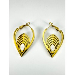 Gold Yaprak Detaylı Küpe